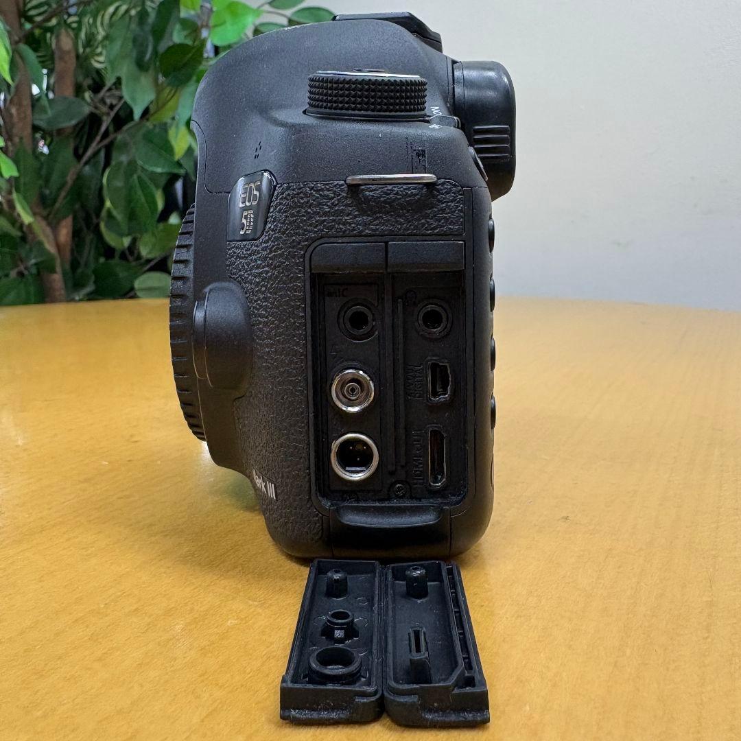 【中古品】Canon EOS 5D Mark III