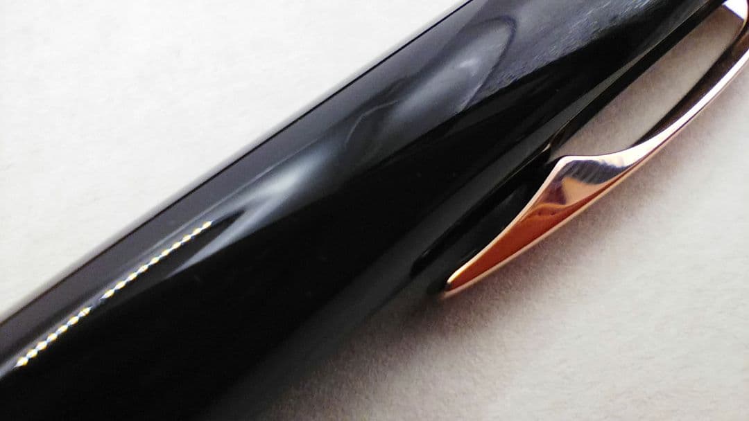 MONTBLANC　モンブラン　スターウォーカーレジンレッドゴールドボールペン