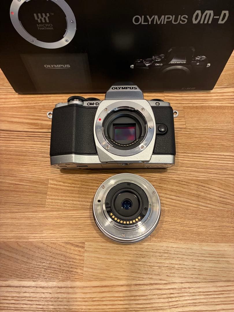 OLYMPUS OM-D E-M10 ミラーレス一眼カメラセット