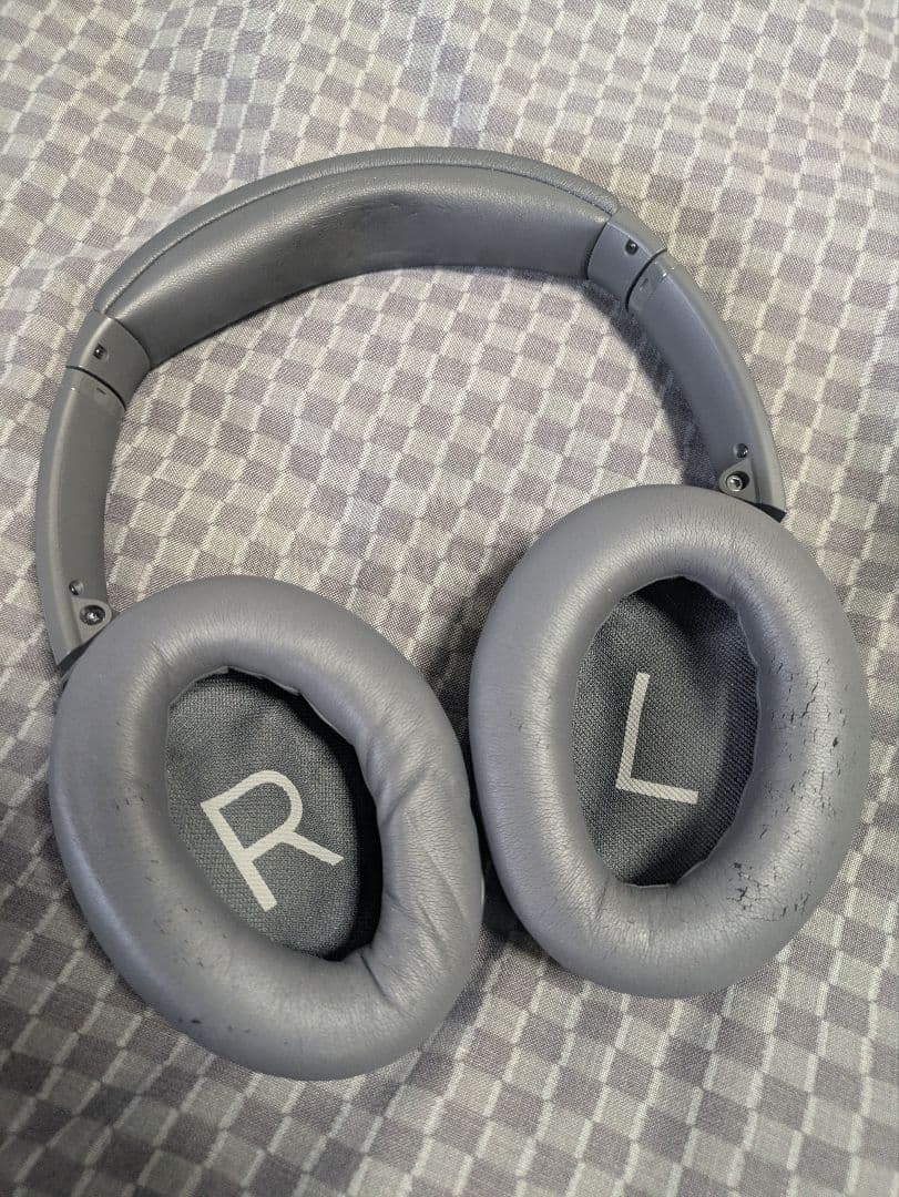 Bose ワイヤレスヘッドホン グレー