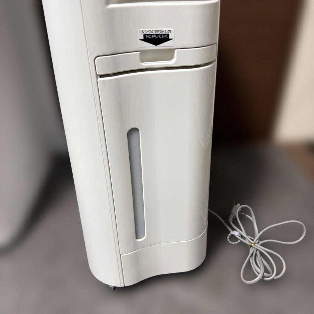 【美品】SHARP 加湿空気清浄機 KC-F70-W