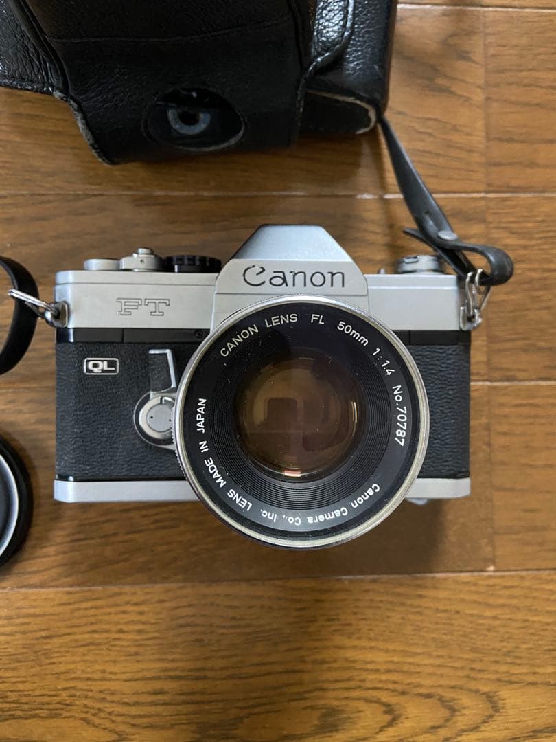 Canon FTQL + FL 50mm f1.4 レンズ フラッシュ　ジャンク