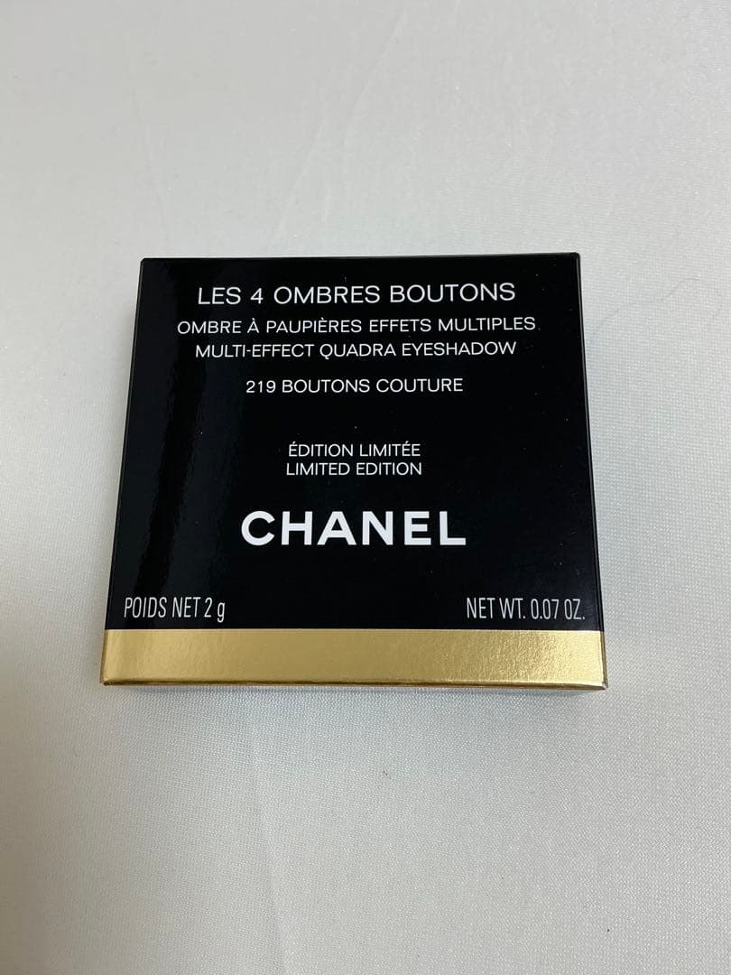 CHANEL LES 4 OMBRES BOUTONS 限定版 アイシャドウ