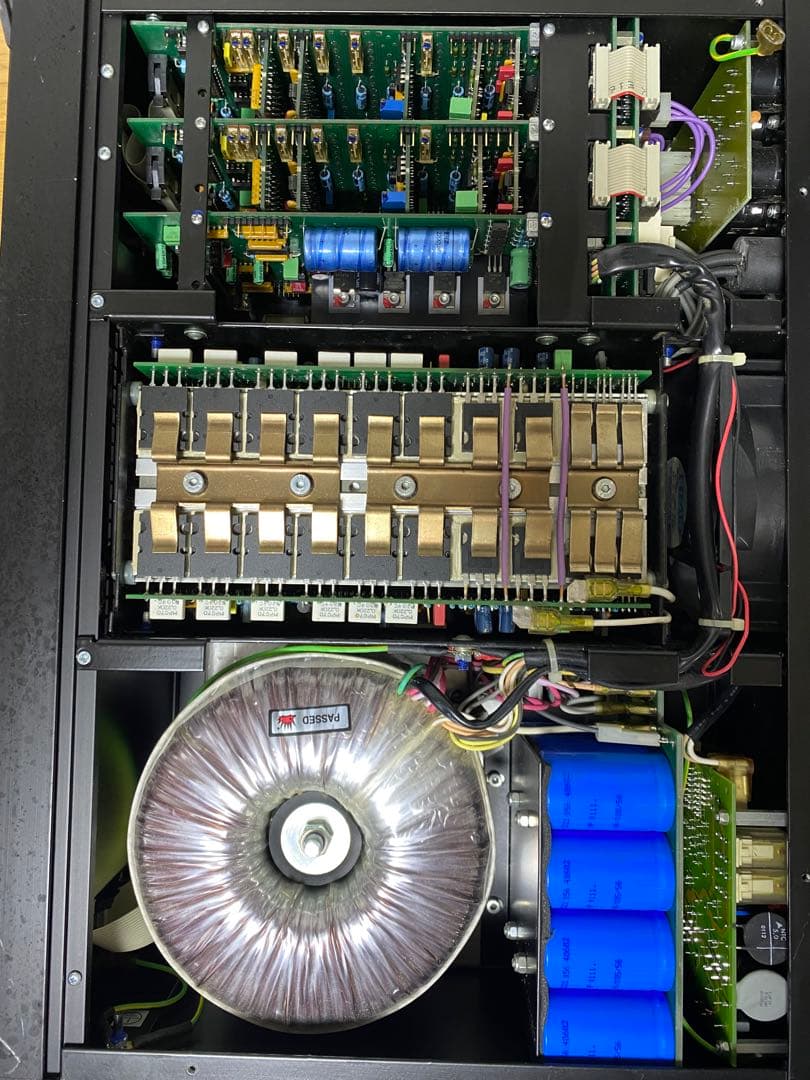 d&b audiotechnik パワーアンプ P1200A Mainframe