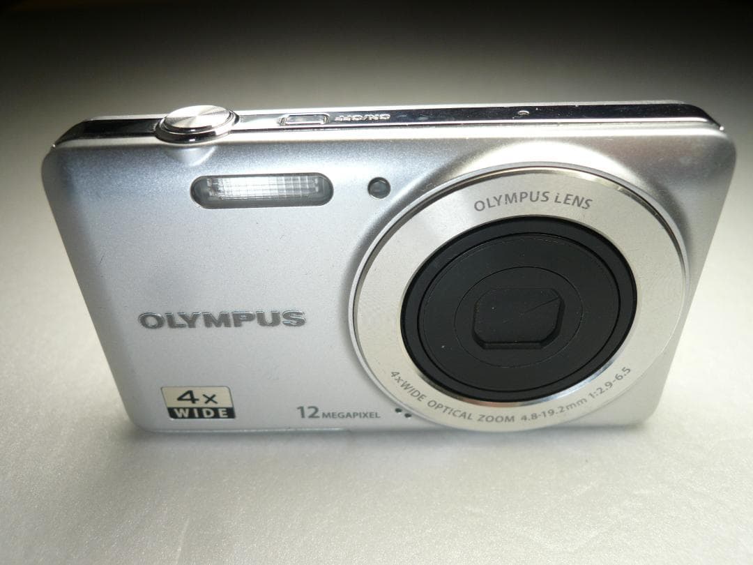 オリンパス VG-110⭕️安心の実働品❤️小さくて軽量★光学4倍1200万画素