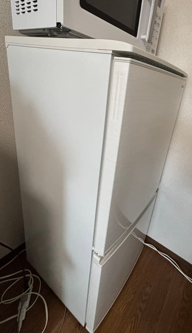 SHARP　単身者用2ドア冷蔵庫　SJ−D14E−W 2019年製