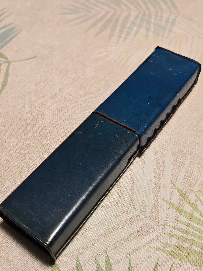 江戸.明治時代.ブリキ文房具入れ.金彩.楠正成.22.5cm×5.5cm.