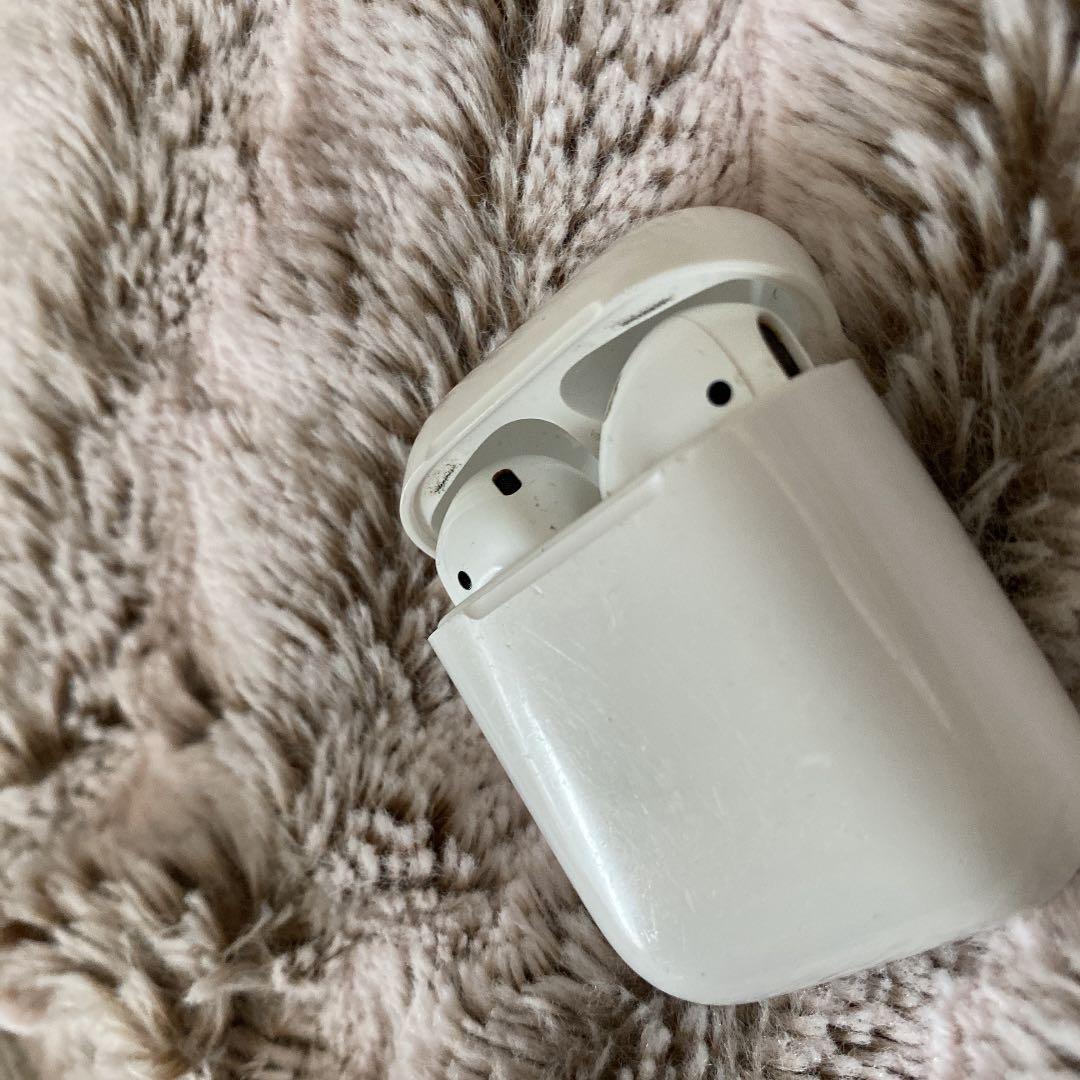 Apple AirPods 第二世代