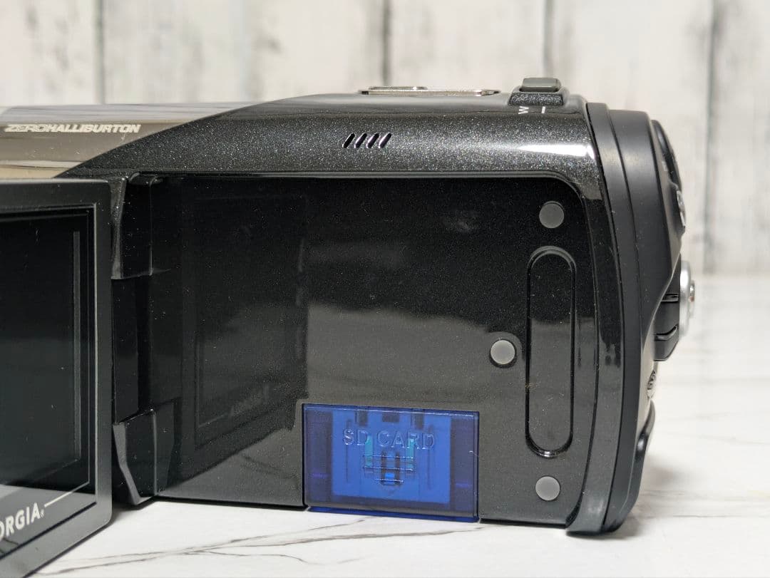 【非売品】IA　ZERO HALLIBURTON　デジタルカメラ