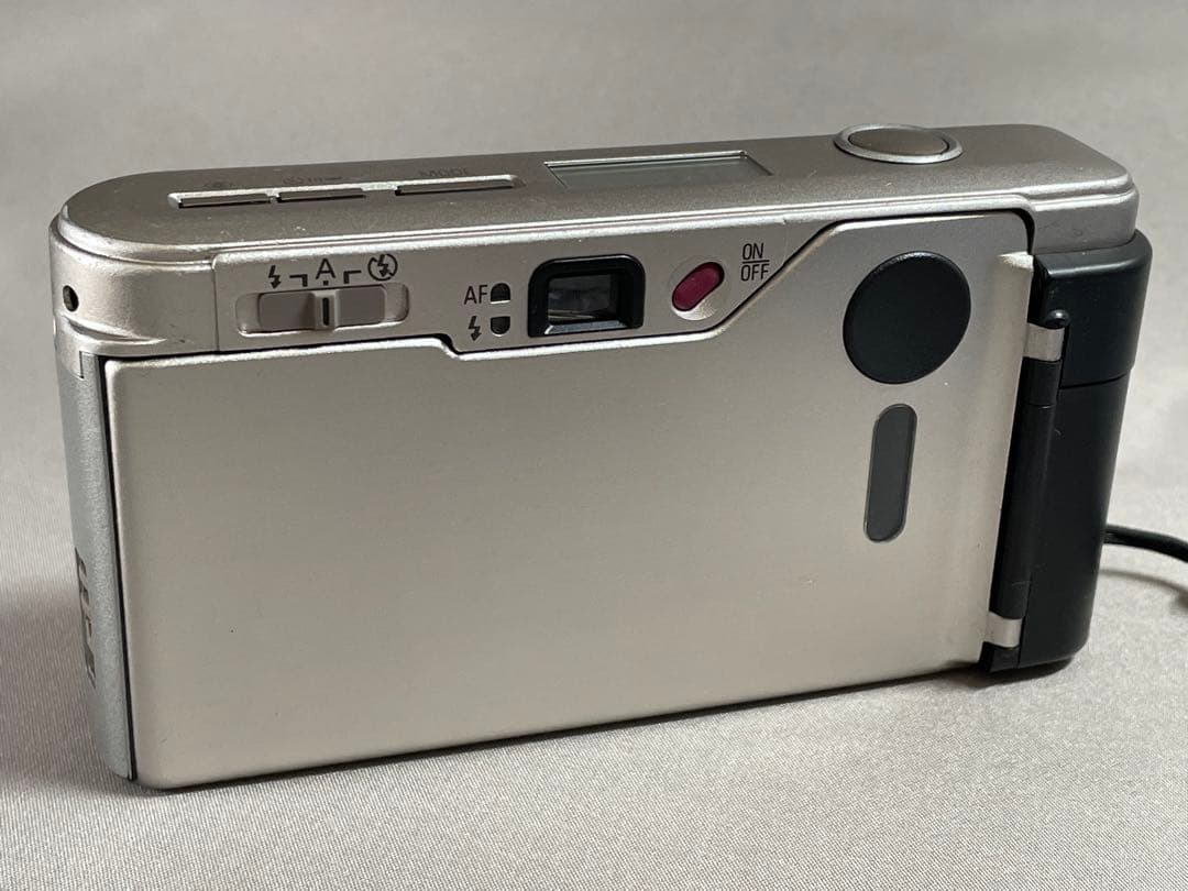 ☆美品☆リコー GR10 シルバー 動作確認済み 液晶正常 モルト交換済み