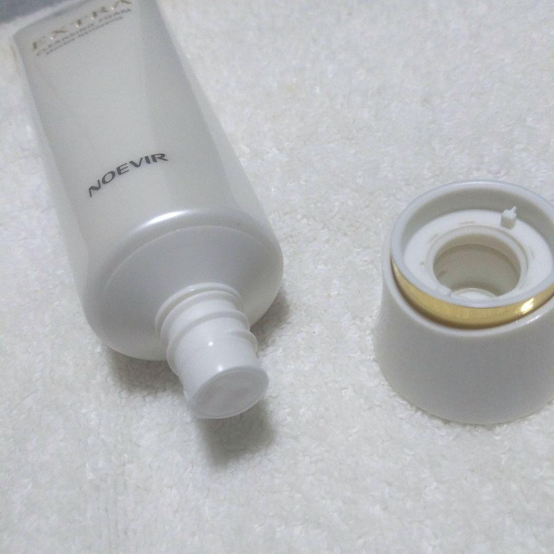 NOEVIR エクストラ　クレンジングフォーム　医薬部外品　洗顔料