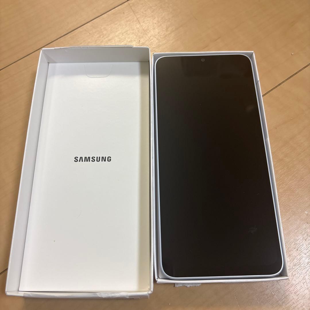 Samsung Galaxy A25 5G ホワイト