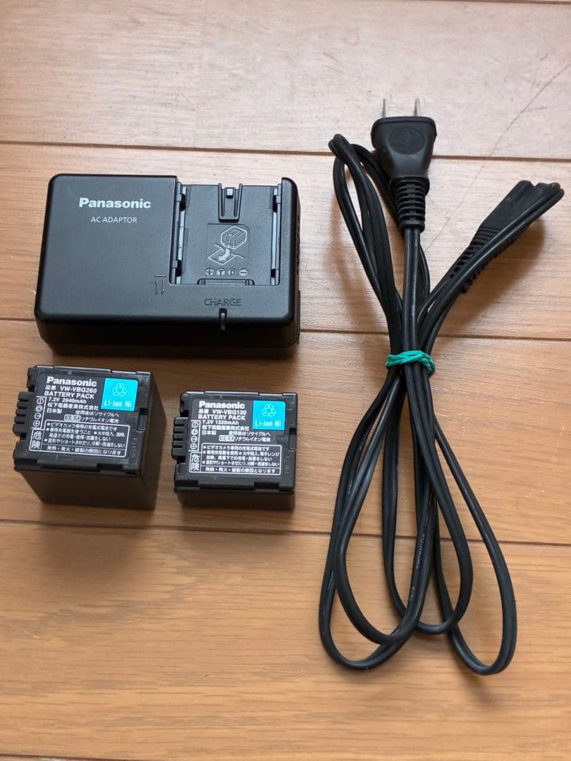 【完品】Panasonic HDC-HS9 フルHDビデオカメラ バッテリー2個