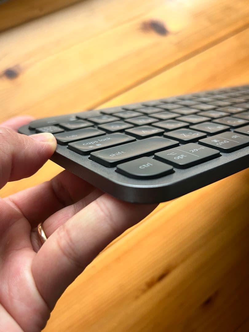 ロジクール　MX KEYSキーボード　USBレシーバー付き