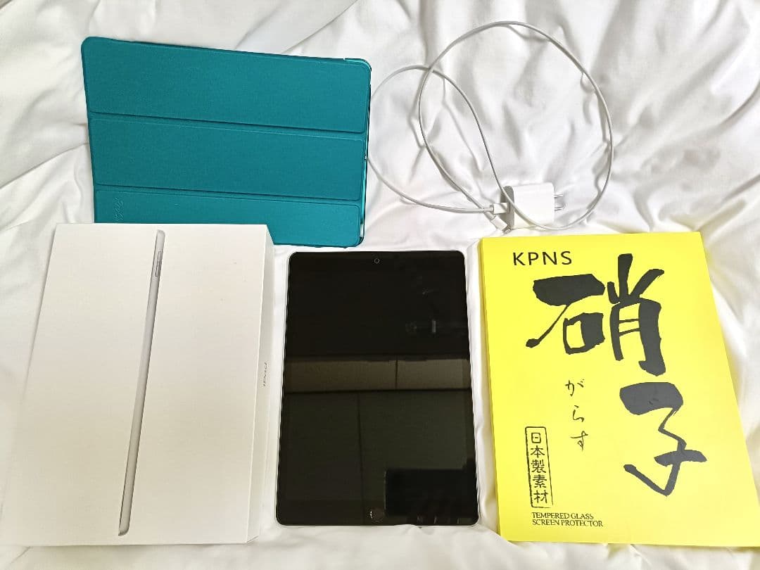 iPad 第9世代 シルバー64GB 本体 + ケース + 充電器 + フィルム