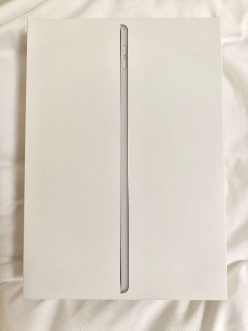 iPad 第9世代 シルバー64GB 本体 + ケース + 充電器 + フィルム
