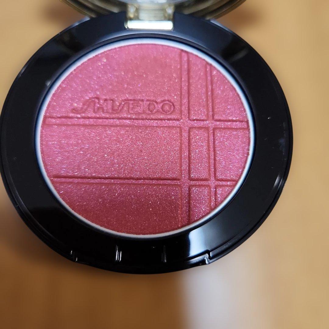 【SHISEIDO カラー+グロウ　エンハンサー 05 Red Ruby】