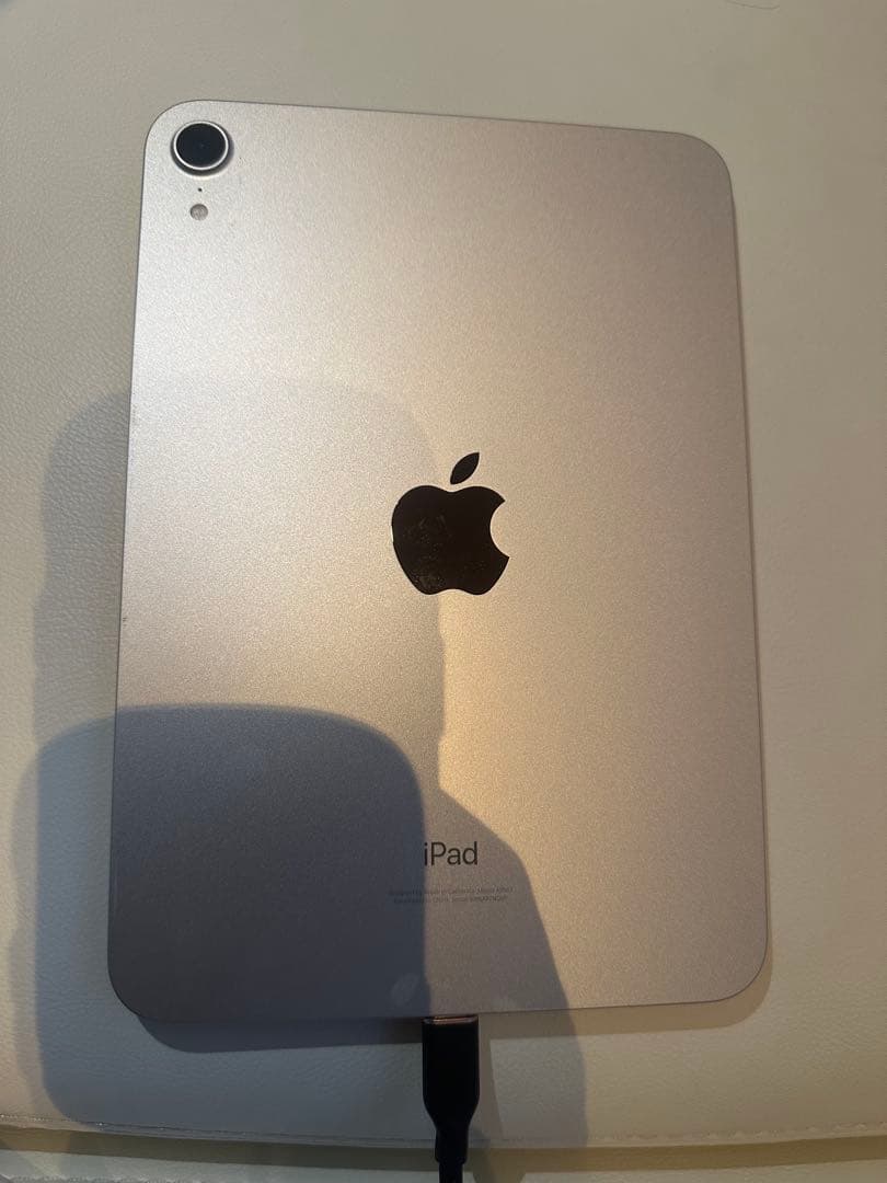 Apple iPad mini 6 スターライト 本体　64GB