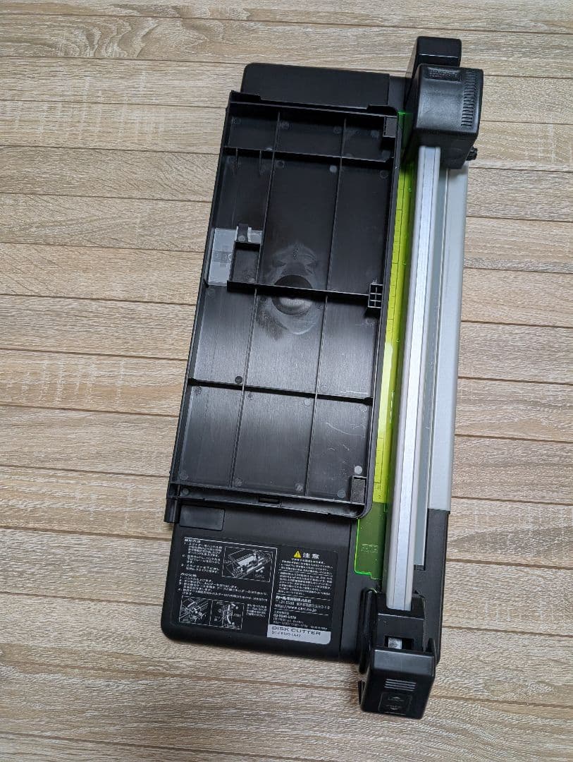 ペーパーカッター　CARL dcf5100 裁断機　DC-F5100