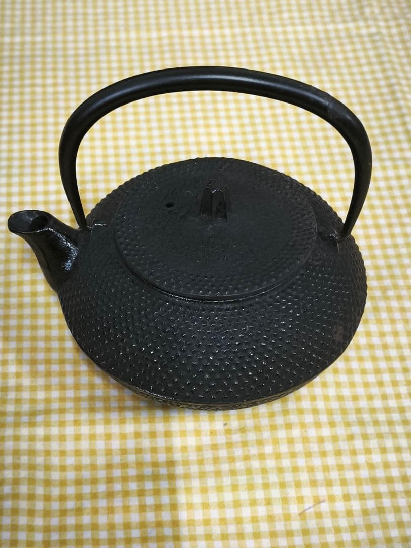 新品未使用 岩鋳 南部鉄器 4型 アラレ 鉄瓶 急須 証明書付き