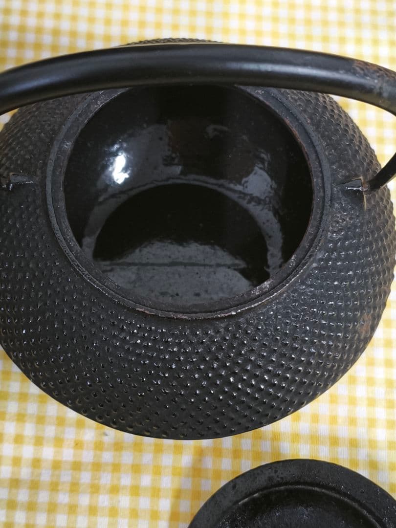 新品未使用 岩鋳 南部鉄器 4型 アラレ 鉄瓶 急須 証明書付き