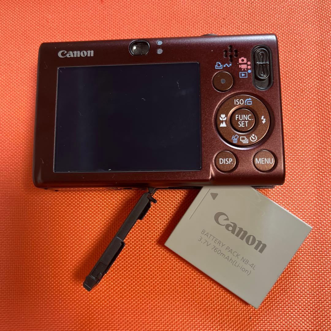 Canon IXY DIGITAL本体とバッテリーチャージャー