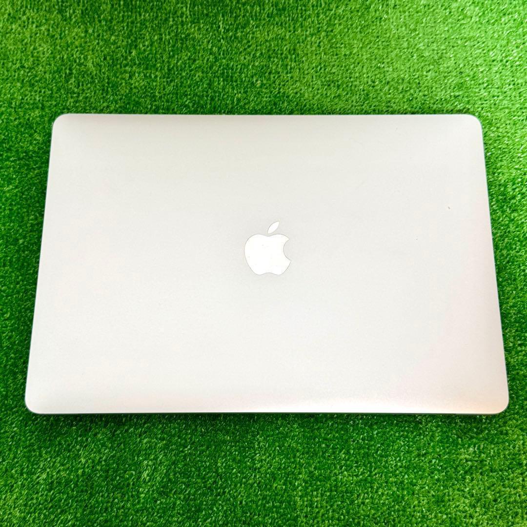 【希少美品】MacBook Pro SSD256GB 8GB ノートパソコンPC
