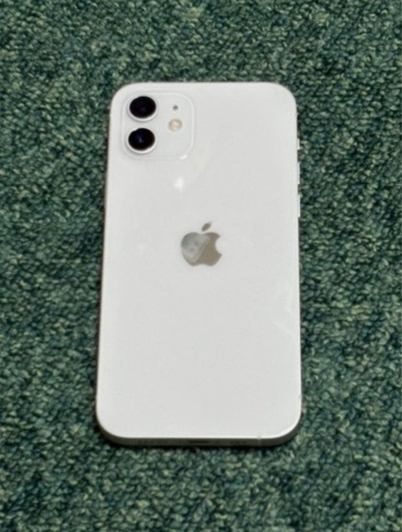 Apple iPhone 12 ホワイト 本体