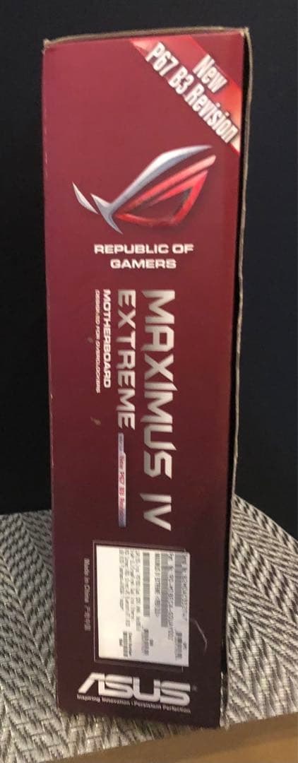 ASUS MAXIMUS IV EXTREME マザーボード