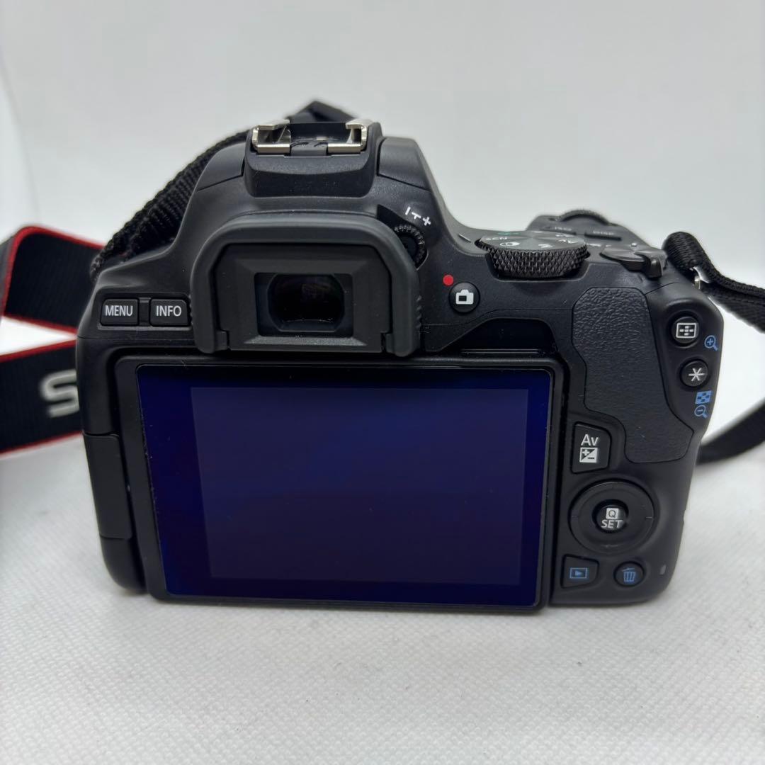 Canon EOS Kiss X10 キャノン ダブルズームキット