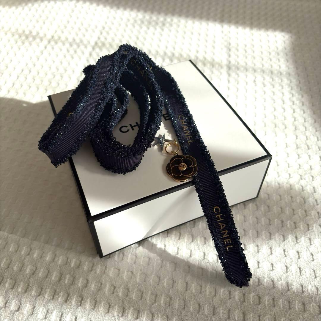 CHANEL レ キャトル オンブル(限定色)