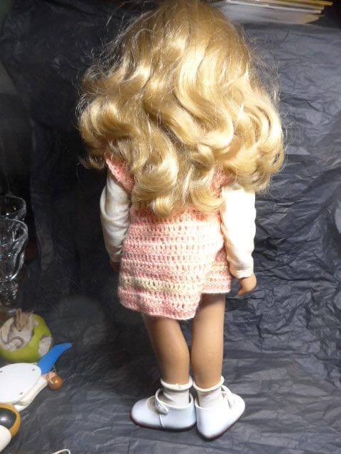 英国の代表的なサーシャ人形／Sasha Doll／タグ付きの状態の良いもの