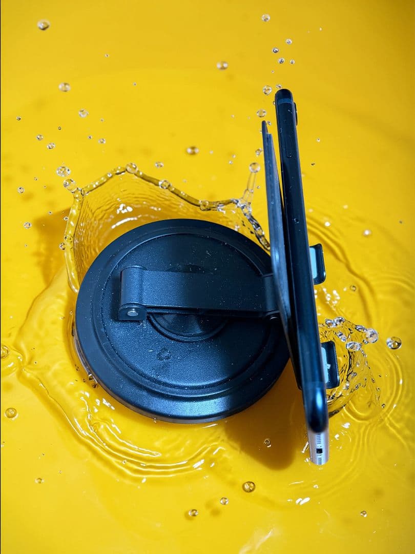 [春分セール2000円引]iPhone SE 3rd 64GB 新品バッテリー