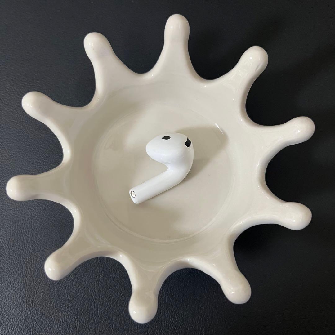 【極美品】AirPods4 第4世代 エアポッズ第四世代 左耳のみ(ANC無し)