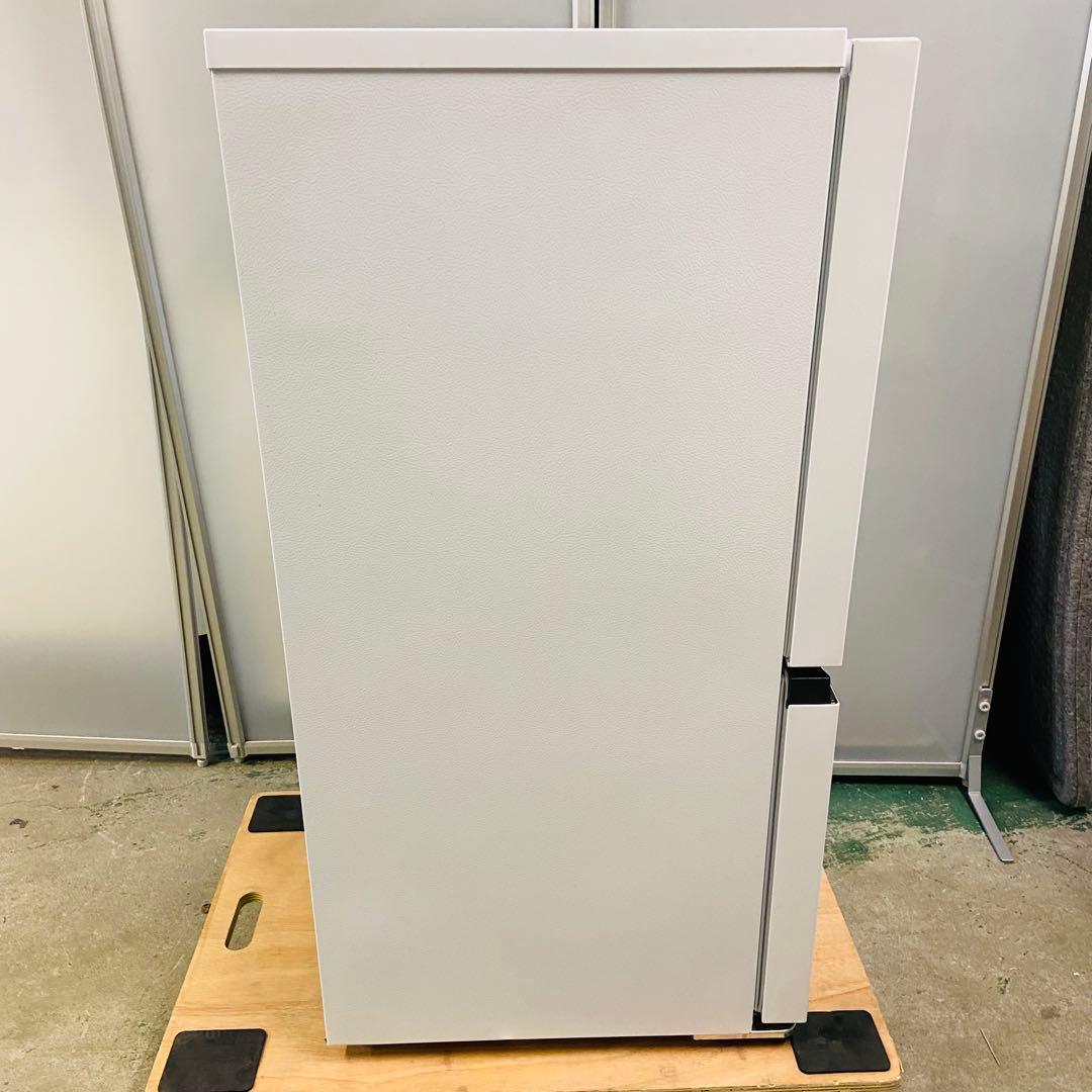 2r52.Hisense 135L 冷蔵庫 HR-D13E3W 2024年製