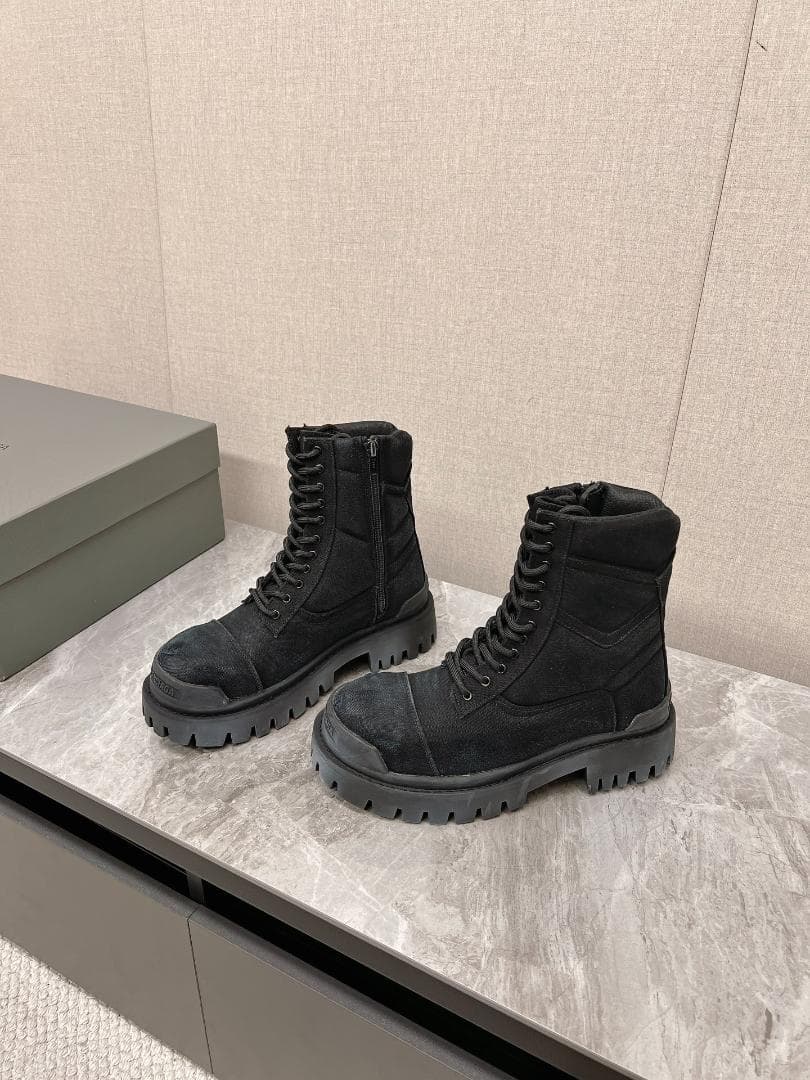ヘルスケア・介護用品 Balenciaga Combat Strike Boot Black
