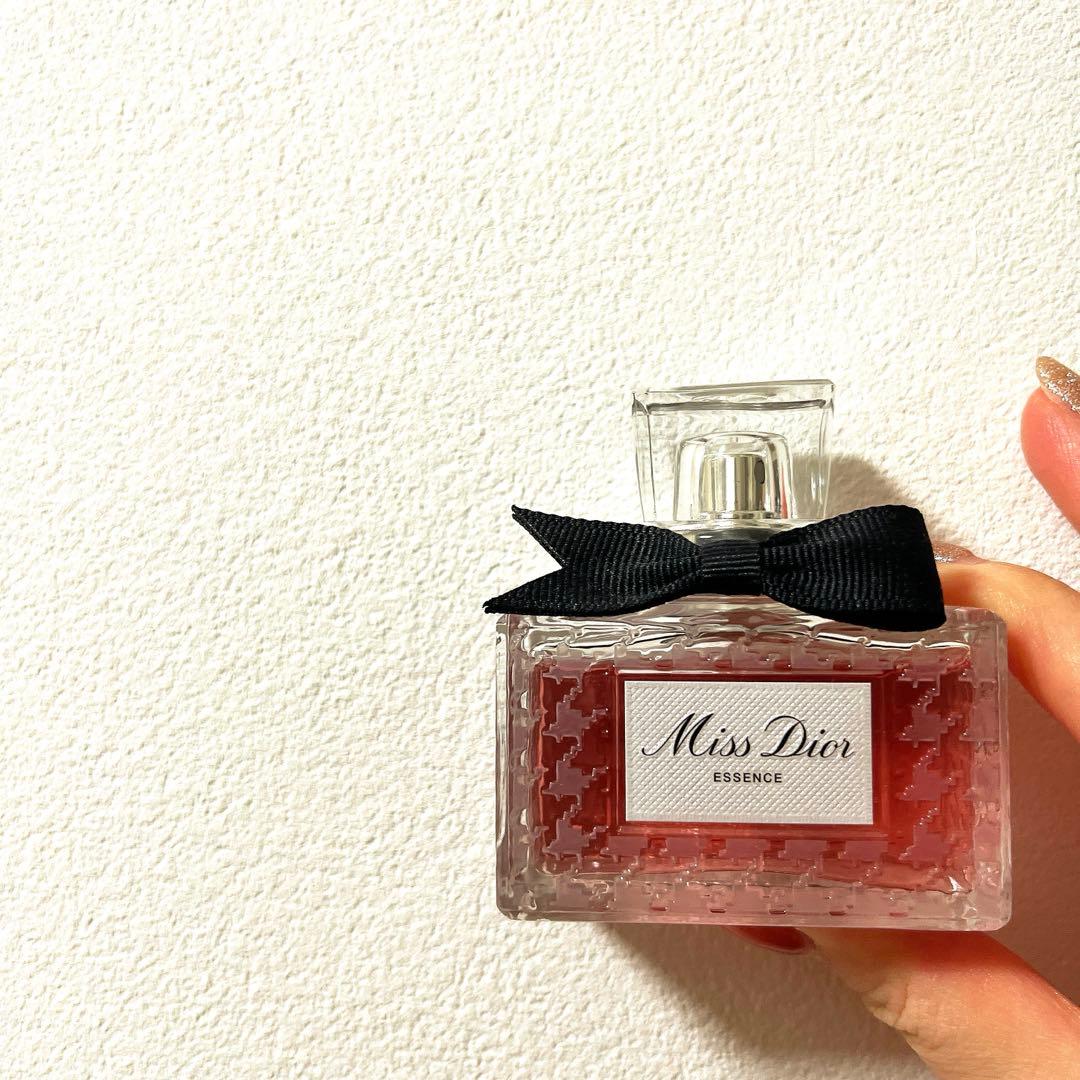 ミス ディオール エッセンス（パルファン）50ml 新作