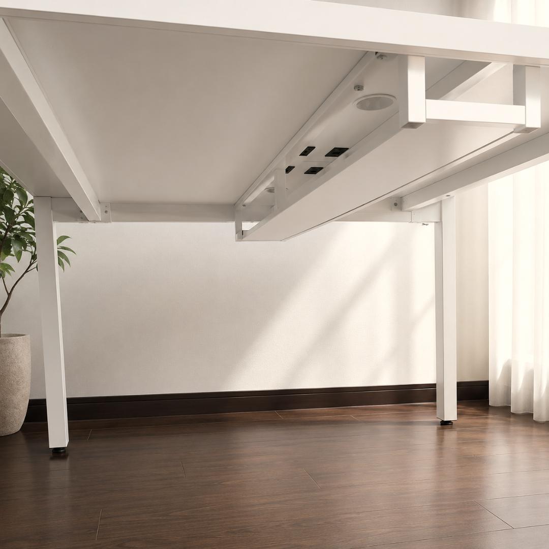 Garage購入 120×120cm正方形デスク美品 配線ダクト付 会議用作業台