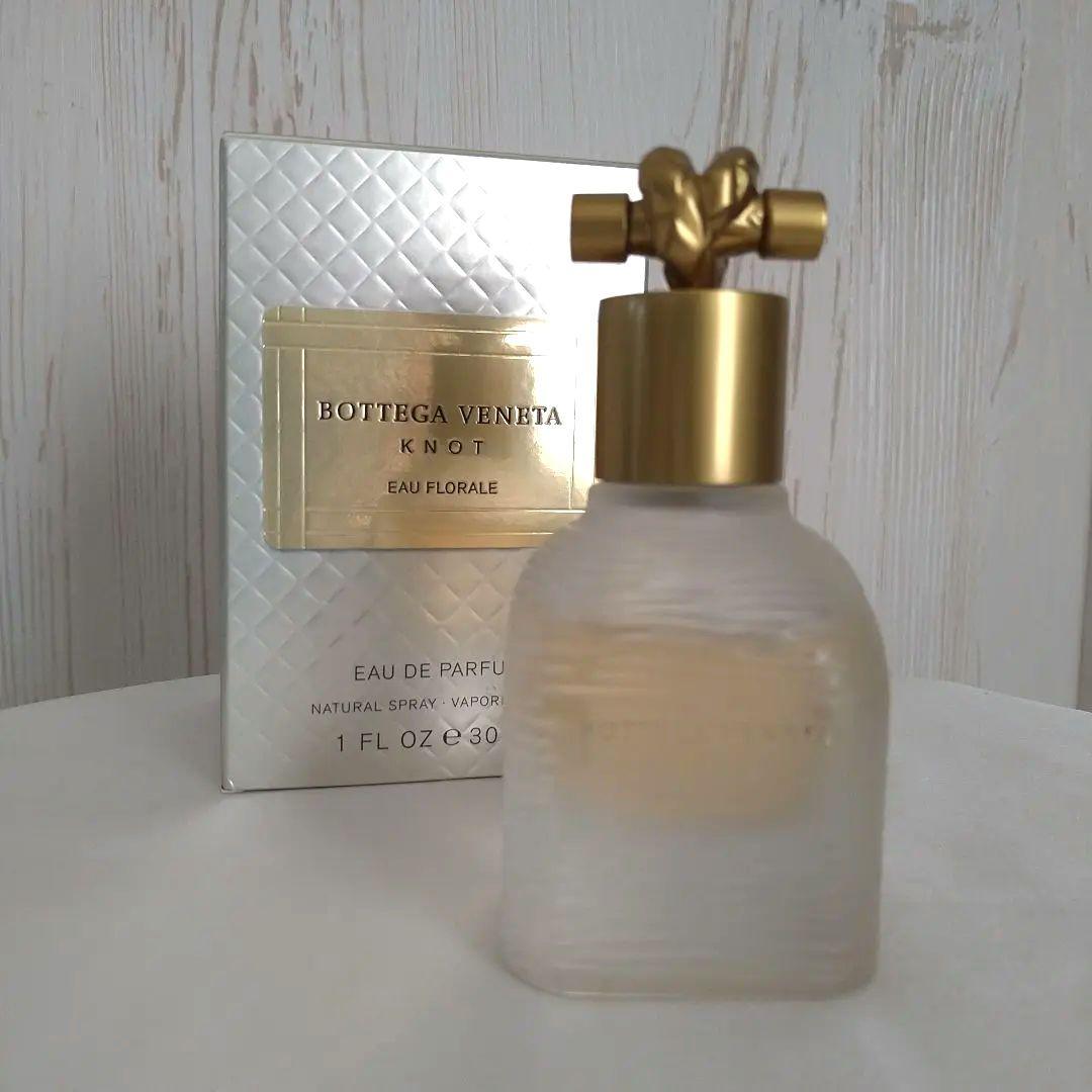 BOTTEGA VENETA 香水 ノット オー フローラル オードパルファム