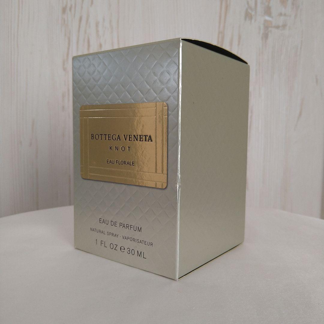 BOTTEGA VENETA 香水 ノット オー フローラル オードパルファム