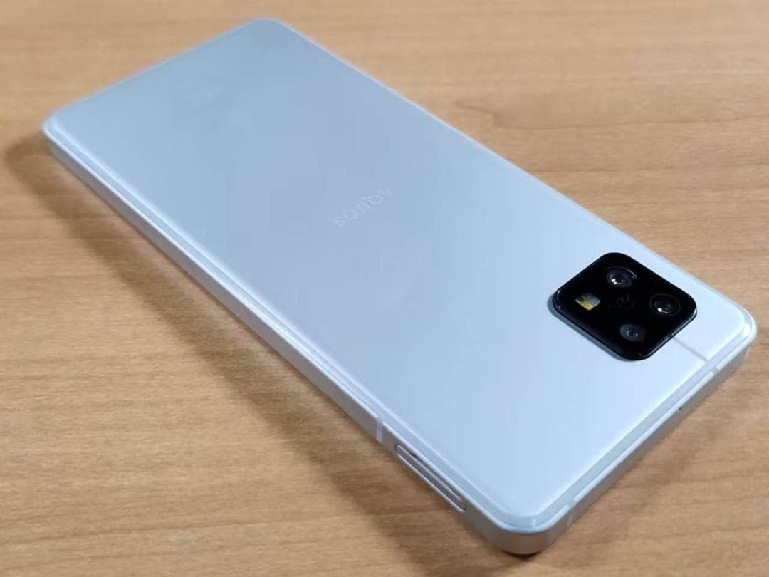 スマートフォン本体 040100A AQUOS sense6s SHG07 64GB