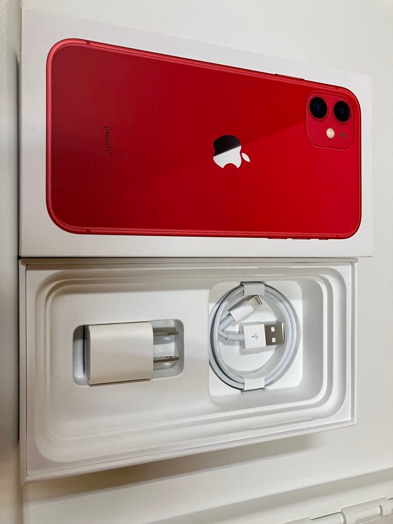【おまけ付き】Apple iPhone11 64GBレッド