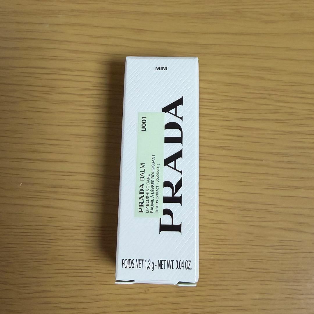リヴィール メッシュクッション ファンデーション、リップバーム　ブラッシングケア