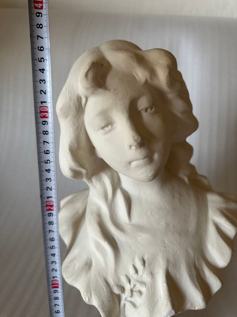 スズランの少女　石膏像　石膏胸像　美術品 　置物 高さ約37cm 26A