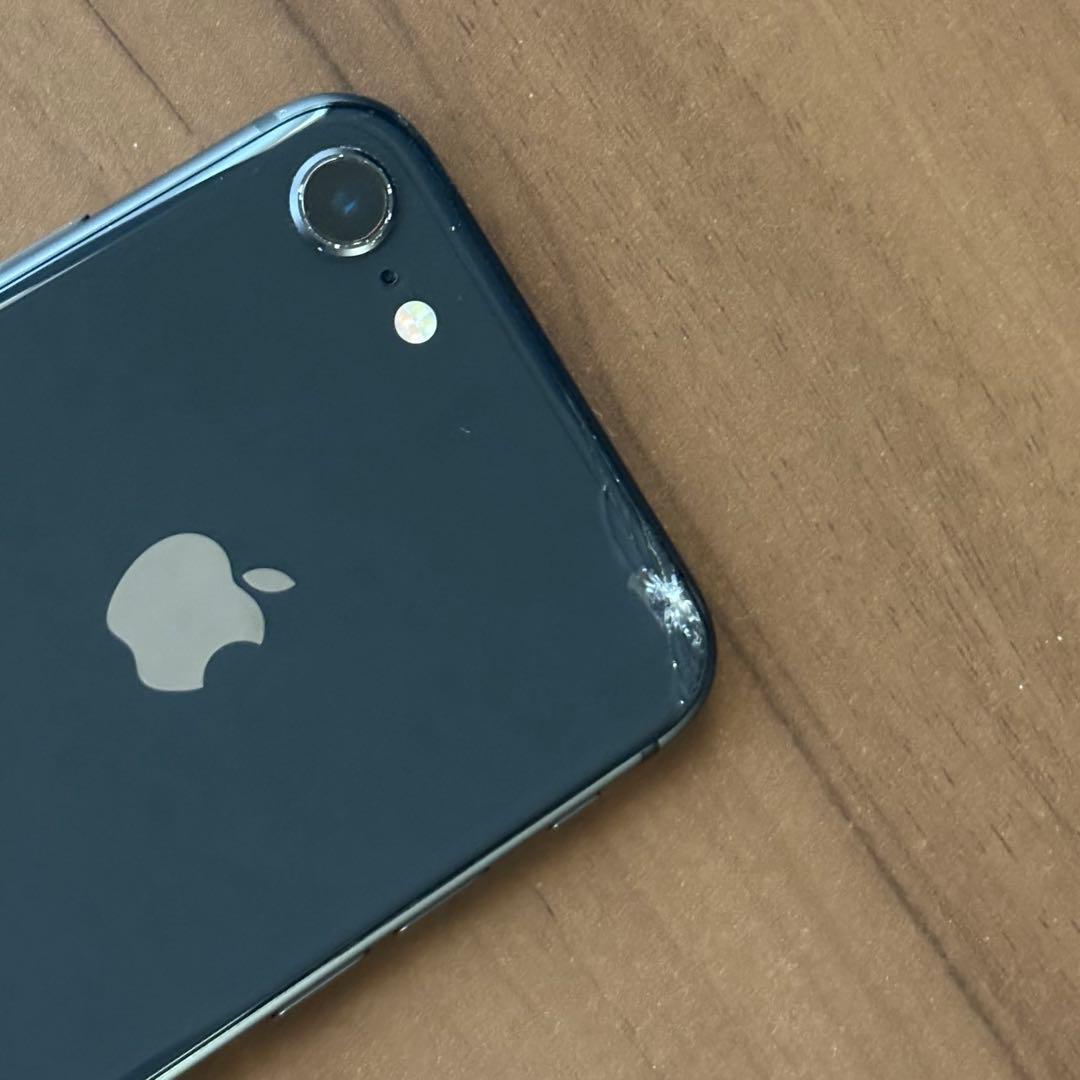iPhone 8 64GB スペースグレー 本体