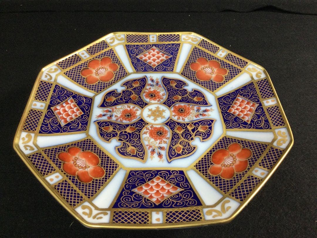 有田焼 金彩古伊万里絵 八角高台 皿 松右衛門作 紙箱付 T919