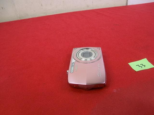 33：CASIO EXILIM　EX-Z2000　カシオ　デジカメ　ジャンク