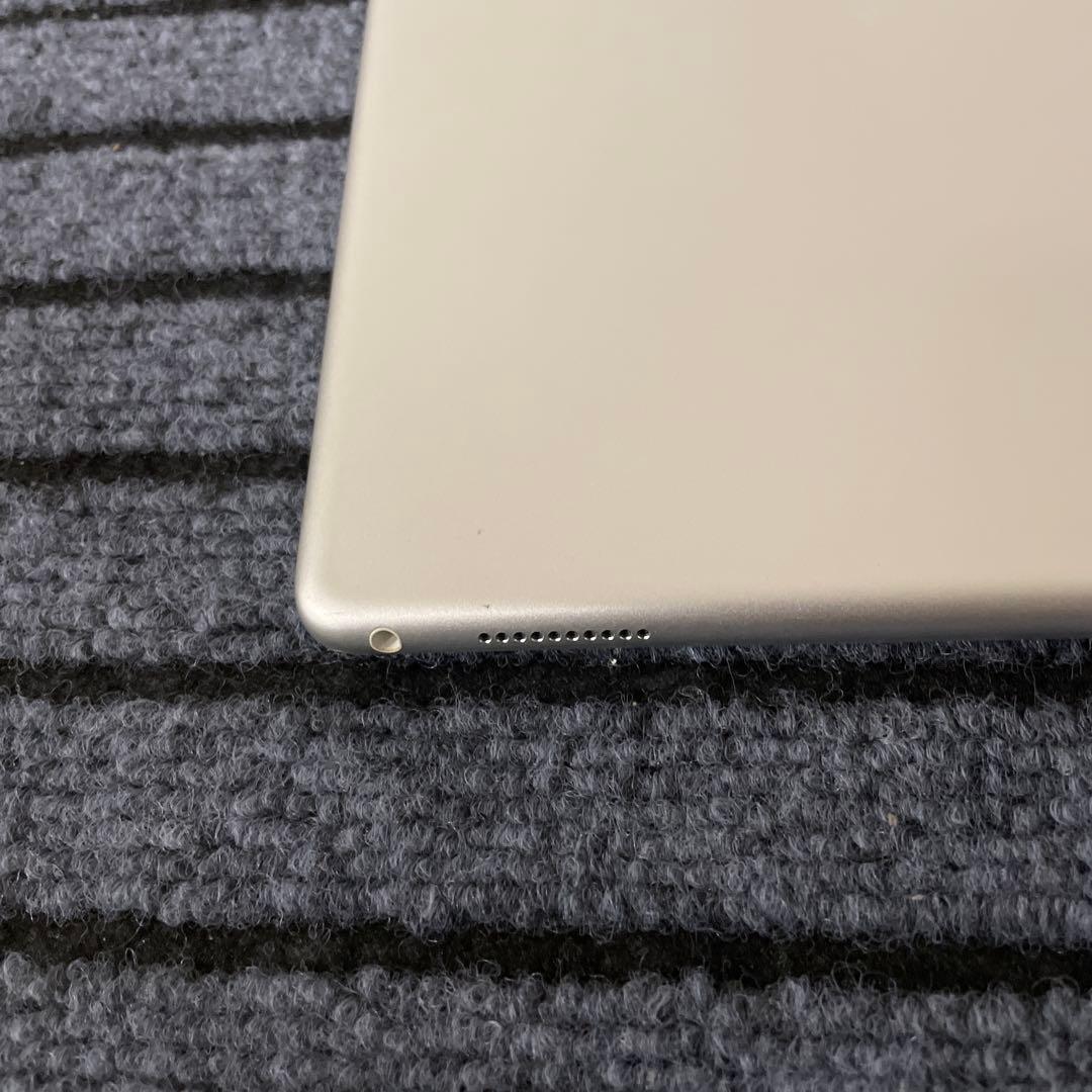 57 iPad Pro 12.9 2世代 64GB Wi-Fi シルバー