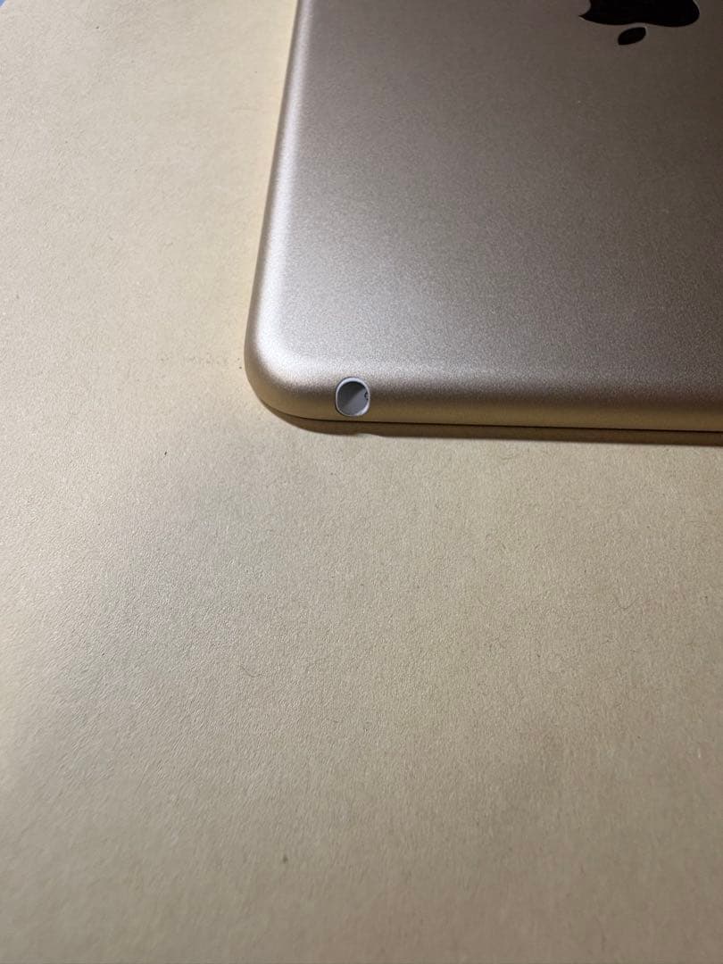 超美品iPad mini4 16GB wifi