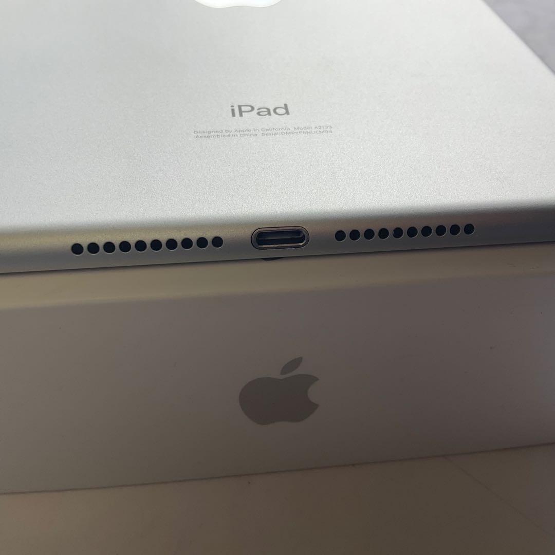 【極美品】Apple iPad mini 5 Wi-Fi 64GB